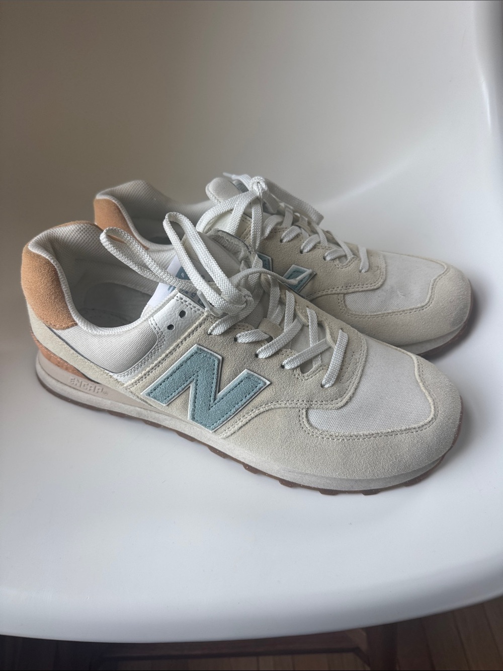 New Balance ML574RF2 Cream Sneakers with Light Blue SIZE 12